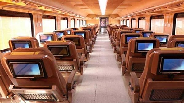 Railway Privatisation: रेल्वेच्या खासगीकरणासंदर्भात मोठी बातमी; खासगी ट्रेनसाठी पहिलीच बोली 7200 कोटींची