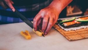 जपानचा 65 हजाराचा वैशिष्ट्यपूर्ण चाकू, जगभरातून मागणी, कारण काय?