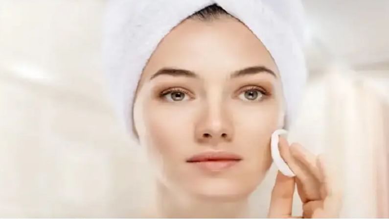 Skin Care : दररोज सकाळी चेहऱ्याला मध-साखर लावा आणि मुलायमदार त्वचा मिळवा!