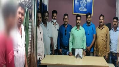 VIDEO | नामकरण सोहळ्यात हवेत गोळीबार, अकोल्यात अल्पवयीन मुलगा ताब्यात