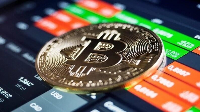 Cryptocurrency Price: बिटकॉईनच्या दरात रेकॉर्डब्रेक उसळी, जाणून घ्या नेमकं काय झालं?