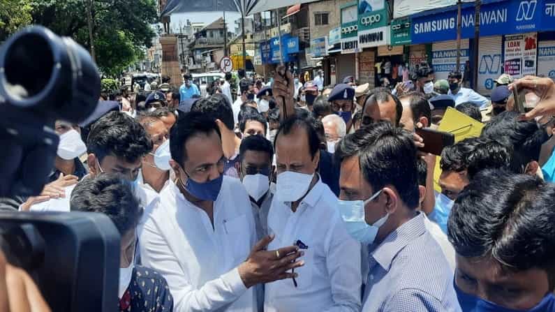 सांगली आणि कोल्हापूर जिल्ह्यात कृष्णा आणि पंचगंगा नदीला पूर आल्यानं नद्यांचं पाणी काठावरील गावं आणि शहरात शिरलं आहे. त्यामुळे या दोन्ही जिल्ह्यात 2019 प्रमाणेच पूरस्थिती निर्माण झाली आहे. अशावेळी उपमुख्यमंत्री अजित पवार यांनी आज सांगलीतील पूरस्थितीची पाहणी केली.