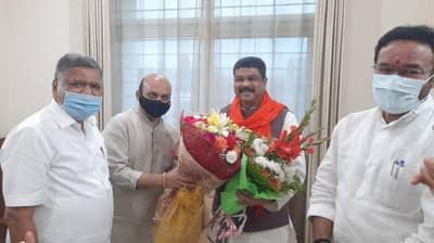 Basavaraj Bommai : कर्नाटकच्या मुख्यमंत्रिपदाची माळ बस्वराज बोम्मई यांच्या गळ्यात, धर्मेंद्र प्रधान यांची घोषणा