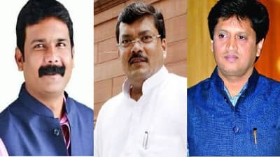 मुकुल वासनिक समर्थकाच्या निलंबनावरुन काँग्रेसमध्ये अंतर्गत वाद, माजी राज्यमंत्र्यावर षडयंत्राचा आरोप