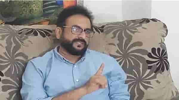 क्रीडा विद्यापीठावरुन एमआयएम आक्रमक, खेळाडूंसह कार्यकर्त्यांचे जिल्हाधिकारी कार्यालयासमोर आंदोलन