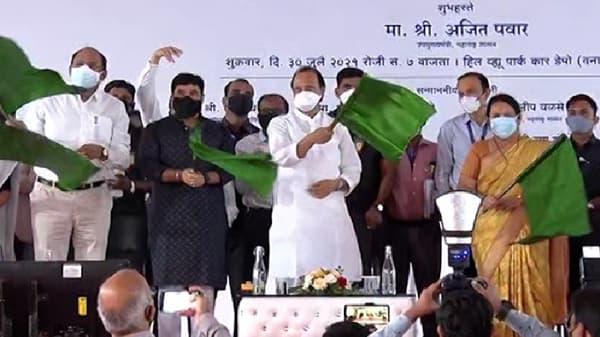 अजितदादांचा पुणे मेट्रोला हिरवा झेंडा, वनाज ते आयडियल कॉलनी मार्गावर पहिली ट्रायल रन