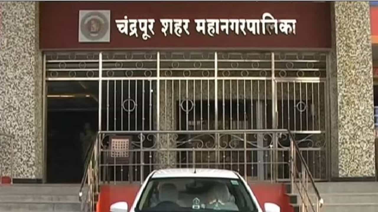 महापौरांच्या नगरसेवक पतीकडून जीवे मारण्याची धमकी, मनपा उपायुक्तांची पोलिसात तक्रार