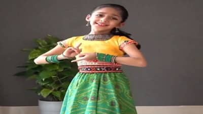 Vidral | लाँग स्कर्ट-चोळी घालून छोट्या मुलीचा गोड डान्स, व्हिडीओ पाहून नेटकरी भारावले