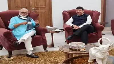 भुजबळ म्हणाले, इम्पेरीकल डेटासाठी सुप्रीम कोर्टात याचिका, फडणवीस म्हणाले, तुमची आरक्षण देण्याची इच्छाच नाही!