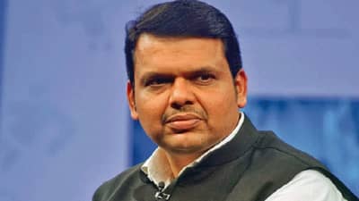 आमच्यासाठी तो विषय संपला, पण अंगावर आल्यानंतर सोडत नाही