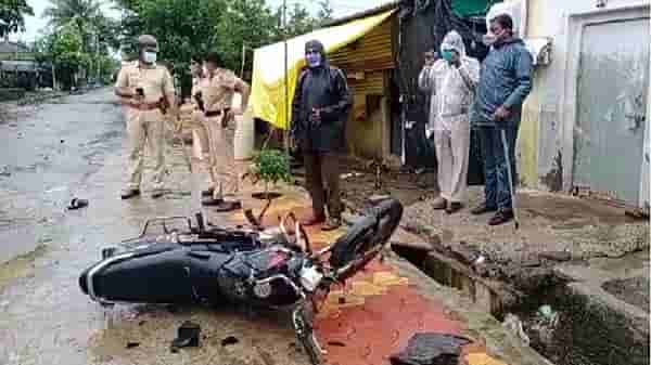 मोहिते-साठे गटात तुफान राडा, धारधार शस्त्राने भर दिवसा तिघांचा खून, सांगलीमध्ये खळबळ