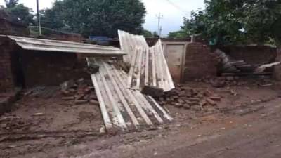 कुणी मदत देता का मदत ? अंकलीतल्या झोपडपट्टी पूरग्रस्तांची मदतीसाठी ठाकरे सरकारकडे याचना