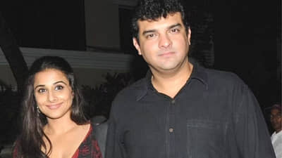 Love Story | विद्या बालनला पाहताच क्षणी तिच्या प्रेमात पडले सिद्धार्थ रॉय कपूर, ‘या’ प्रसिद्ध व्यक्तीमुळे जुळलं सूत!