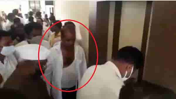 Video | औरंगाबाद पंचायत समितीत तुफान राडा, काँग्रेस पदाधिकाऱ्यांची भाजप सभापतीला मारहाण