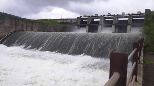 शेतकऱ्यांची चिंता मिटली, पुण्यातील चासकमान धरण 100 टक्के भरले