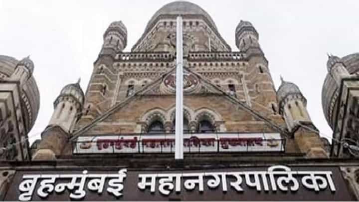 BMC चा मोठा निर्णय, 127 वर्ष जुने पूल पाडणार, 12 नवे पूल उभारणार BMC चा मोठा निर्णय, 127 वर्ष जुने पूल पाडणार, 12 नवे पूल उभारणार