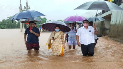 कोकणावर सातत्याने ओढावणाऱ्या नैसर्गिक आपत्तींचा सामना करणारी तरुण आणि खंबीर राजकारणी; आदिती तटकरेंचा राजकीय प्रवास