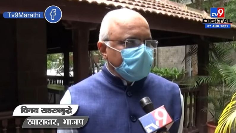 वीर सावरकरांना अडगळीत टाकण्याचं काम काँग्रेसनं केलं, विनय सहस्त्रबुद्धे यांचं टीकास्त्र