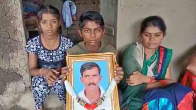 एक गाव ज्याचं शेतकरी आत्महत्याग्रस्त असं नाव, आतापर्यंत 30 शेतकऱ्यांनी जीवनयात्रा संपवली