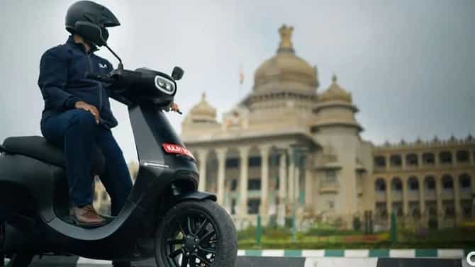 आतापर्यंत केवळ कारमध्ये मिळणारं हे फीचर Ola च्या Electric Scooter मध्येही मिळणार