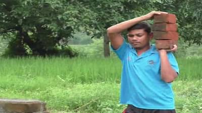 भारताला वर्ल्ड कप जिंकून दिला, टीम इंडियाच्या क्रिकेटपटूवर मजुरी करण्याची वेळ