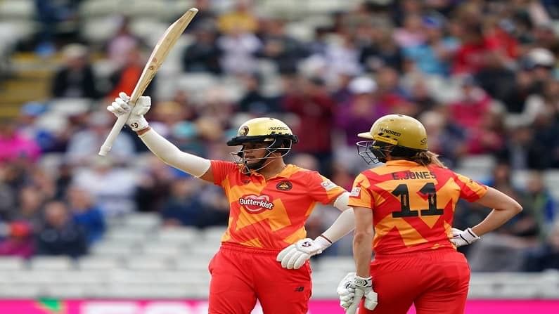 भारताच्या धडाकेबाज महिला क्रिकेटपटूची इंग्लंडमध्ये हवा, 22 चेंडूत अर्धशतक ठोकत संघाला मिळवून दिला विजय