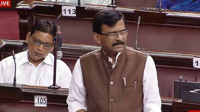 तुम्ही आणलेलं विधेयक अर्धवट, 50 टक्क्यांची मर्यादा हटवा; राऊतांची राज्यसभेत जोरदार मागणी