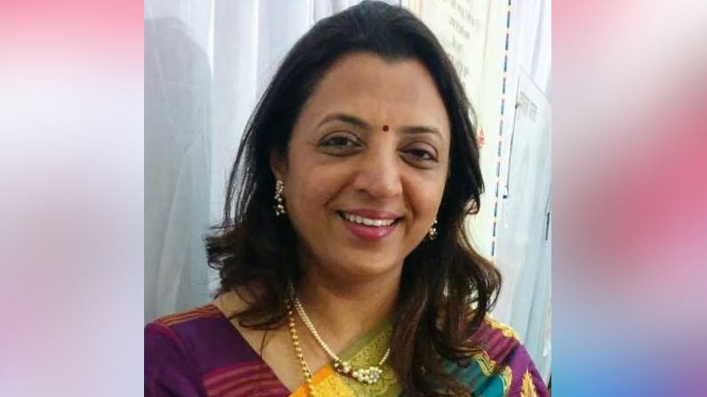 जाहिरातीतून महिलांचं चारित्र्यहनन, शिवसेना नेत्या मनिषा कायंदेंचा आंदोलनाचा इशारा जाहिरातीतून महिलांचं चारित्र्यहनन, शिवसेना नेत्या मनिषा कायंदेंचा आंदोलनाचा इशारा