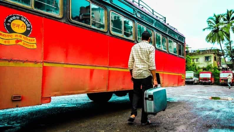 मराठी मनोरंजन विश्वाचा लाडका विनोदी अभिनेता संदीप पाठक सोशल मीडियावर खूप सक्रिय आहे. त्याचे भन्नाट व्हिडीओ आणि फोटोंमुळे तो नेहमी चर्चेत देखील असतो.