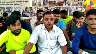 कोरोनाच्या संकटात जीवावर उदार होऊन काम, आता धुळ्यात कोविड योद्ध्यांवर उपोषणाची वेळ