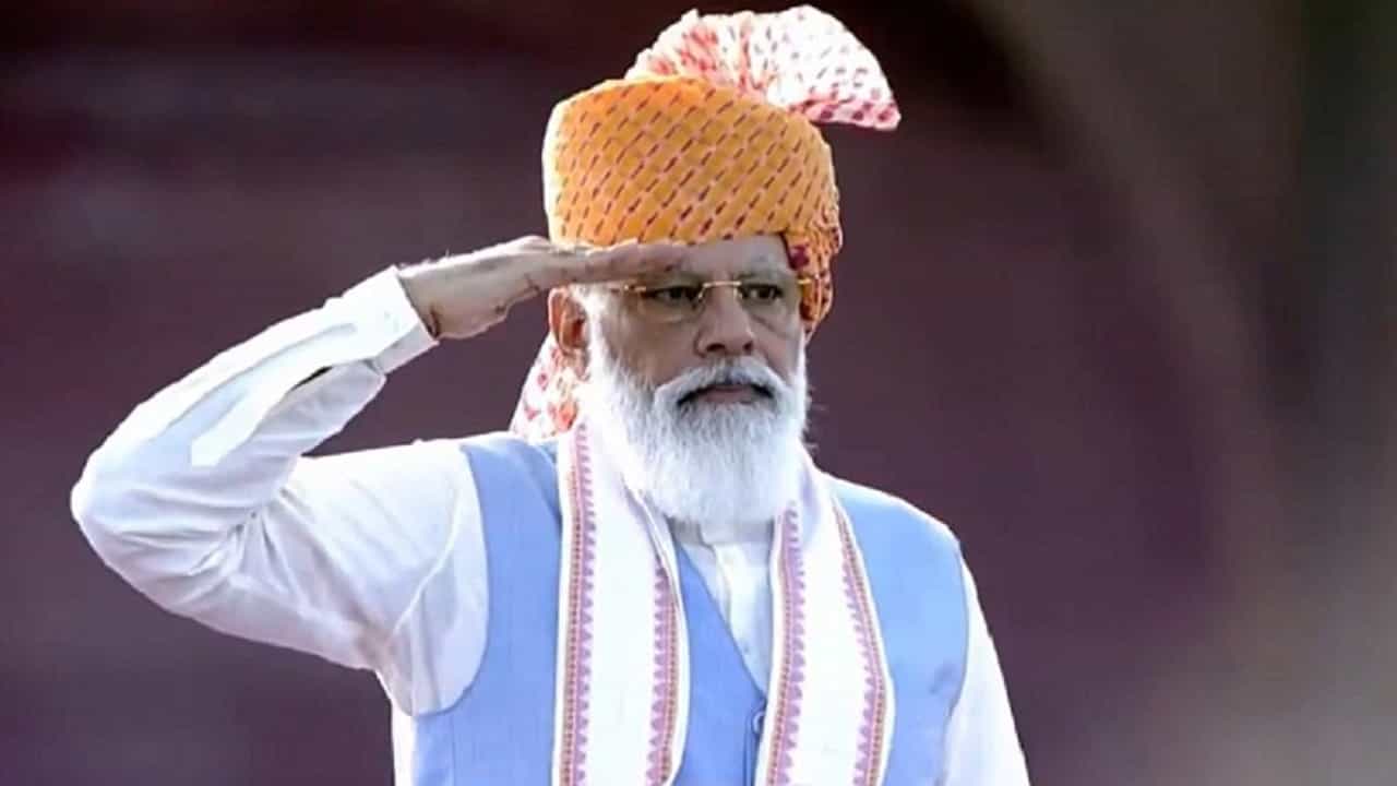 Know This : वडनगर ते गांधीनगर आणि नवी दिल्ली, चहावाला ते पंतप्रधान, मोदींचा भन्नाट प्रवास