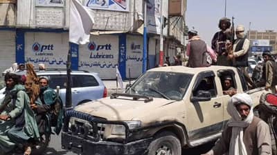 तालिबान्यांसमोर अफगान सरकार झुकले, सत्ता सोपवणार?; राष्ट्रपती भवनात खलबते सुरू