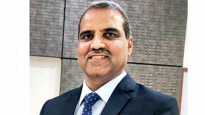 मुंबईतील कोरोना नियंत्रणात आणणाऱ्या पालिका अधिकाऱ्यालाच कोरोनाचा संसर्ग, प्रकृती स्थिर