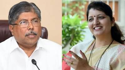 दादा, तुमचं जेवढं वय, तेवढी पवारांची संसदीय कारकिर्द; रुपाली चाकणकरांचा वार