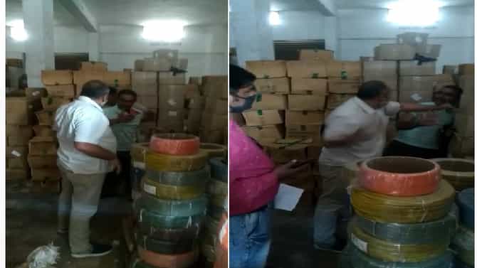VIDEO | काम का देत नाही? प्रश्न विचारणाऱ्या कामगाराला कंपनी मालकाकडून चोप