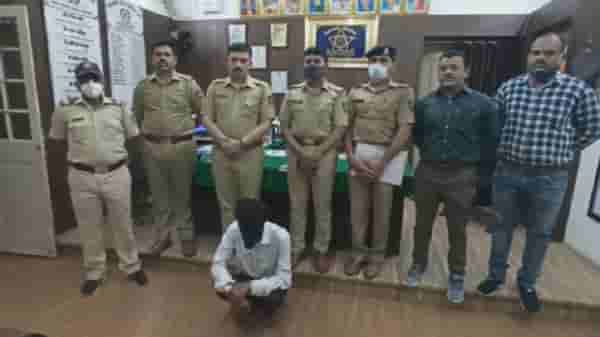 संपादक असल्याची बतावणी करुन 4 लाखांचा गंडा, बारामतीत तोतया पत्रकारावर गुन्हा दाखल