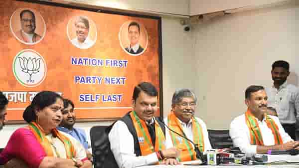 भाजपाचा डोळा आता थेट 2024 वर? फडणवीस म्हणतात, तिन्ही पक्षांचा श्वास कोंडला