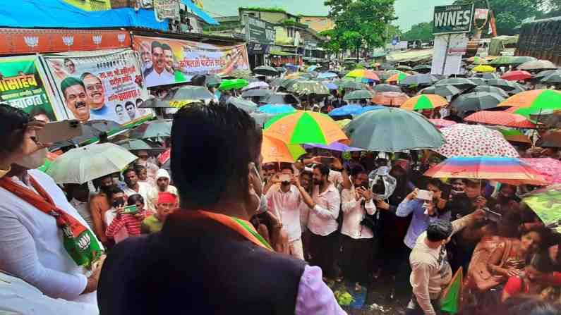 भिवंडीत केंद्रीय मंत्र्याच्या जन आशीर्वाद यात्रेत टिकटॉक स्टार, चेंगराचेंगरी झाल्यानं कार्यक्रमाला गालबोट