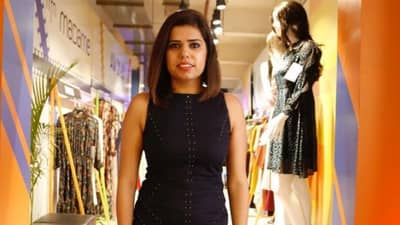 Raksha Bandhan 2021: रक्षाबंधनला अधिक स्टायलिश दिसायचंय?, फॉलो करा या खास स्टायलिंग टिप्स