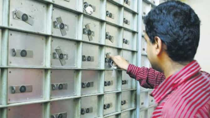 बँकेतील तुमचं लॉकर वर्षभर उघडलं नाही तर अडचणीत याल, जाणून घ्या कारण