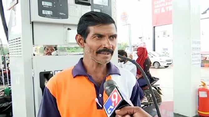 शिवछत्रपती पुरस्कार, 8 गोल्ड मेडल, तरीही करावं लागतंय पेट्रोल पंपावर काम, प्रवीण वाहलेंच्या व्यथा सरकार जाणून घेणार ?