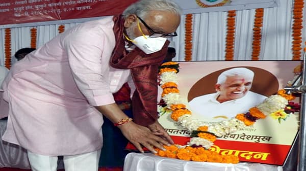 गणपतराव उभे राहायचे तेव्हा मुख्यमंत्रीही खाली बसायचे, एवढा त्यांना मान होता; भुजबळांनी जागवल्या आठवणी