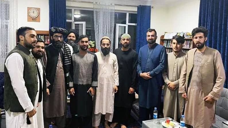 तालिबानकडून अफगाणिस्तान क्रिकेट संघाबाबत मोठं वक्तव्य, क्रिकेट संघाच्या कर्णधाराची तालिबान अधिकाऱ्यांनी घेतली भेट, म्हणाले...