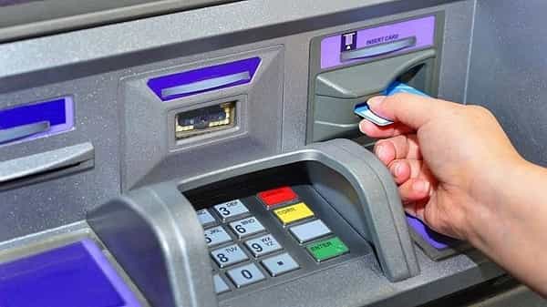 एटीएम स्वॅप केले आणि पैसे निघाले नाहीत, तर बँक देणार भरपाई