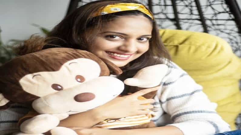 'अग्गंबाई सासूबाई', 'होणार सून मी ह्या घरची' यासारख्या मालिकांमधून अभिनेत्री तेजश्री प्रधान (Tejashree Pradhan) हिने प्रेक्षकांच्या मनात स्थान मिळवलं आहे. तेजश्रीचं लवकर छोट्या पडद्यावर पुन्हा दर्शन घडणार आहे.
