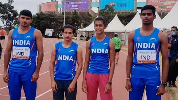 भारताच्या 4X400 मीटर मिक्स्ड रिले संघाने बुधवारी अंडर - 20 जागतिक अॅथलेटिक्स स्पर्धेत कांस्य पदकावर नाव कोरलं. भारतीय संघात भरत एस, प्रिया मोहन, सम्मी आणि कपिल या खेळाडूंचा समावेश होता. त्यामनी 3:20.60 सेकंदाच्या वेळेत शर्यत पार करत तिसऱे
स्थान मिळवले. ज्यामुळे त्यांनी कांस्य पदक खिशात घालत इतिहास रचला. पण या ऐतिहासिक कामिगिरीपूर्वी संघातील खेळाडू हे अनेक अडचणींवर मात करुन इथवर आले होते.