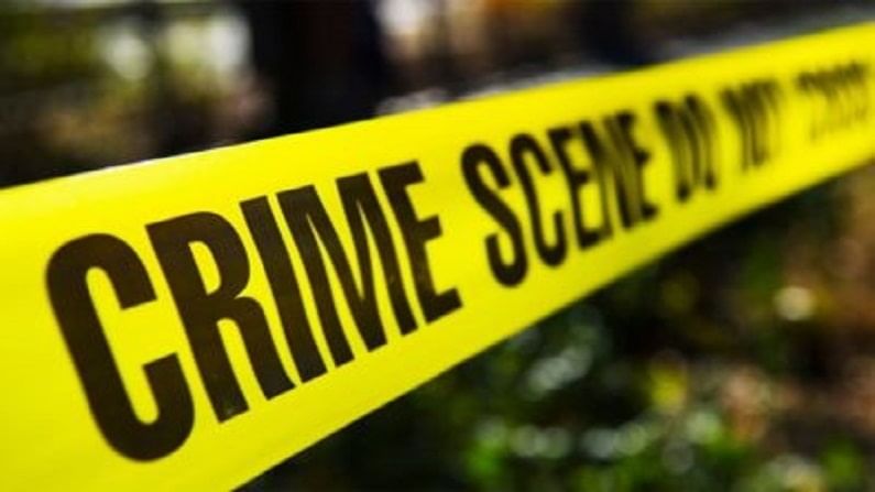 मुंबईत 40 वर्षीय पोलीस कॉन्स्टेबलची आत्महत्या, पत्नी-मुलं घरात नसताना गळफास