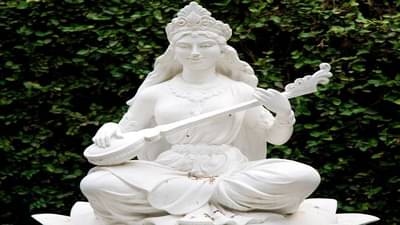 Saraswati temple of India | देवी सरस्वतीचे प्रसिद्ध मंदिर, येथे डोकं टेकताच मिळते ज्ञानाचा आशीर्वाद