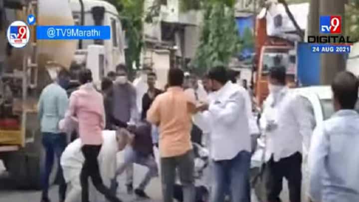 Ulhasnagar | उल्हासनगरात भाजप नगरसेवक प्रदीप रामचंदानी यांना काळं फासलं Ulhasnagar | उल्हासनगरात भाजप नगरसेवक प्रदीप रामचंदानी यांना काळं फासलं