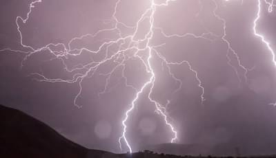 Weather Forecast : पावसाचा जोर वाढणार, पुढच्या 4 दिवसात कोकण,पश्चिम महाराष्ट्रासह राज्यभर मुसळधार पावसाचा इशारा